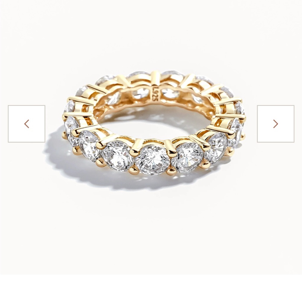 Alexa Kelley Natalie Elegant Gold and Silver Diamond Ring